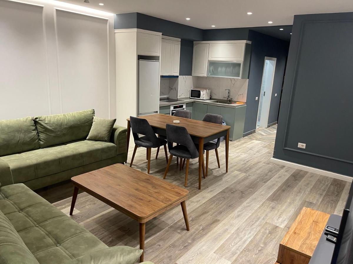 Sukaj Apartment